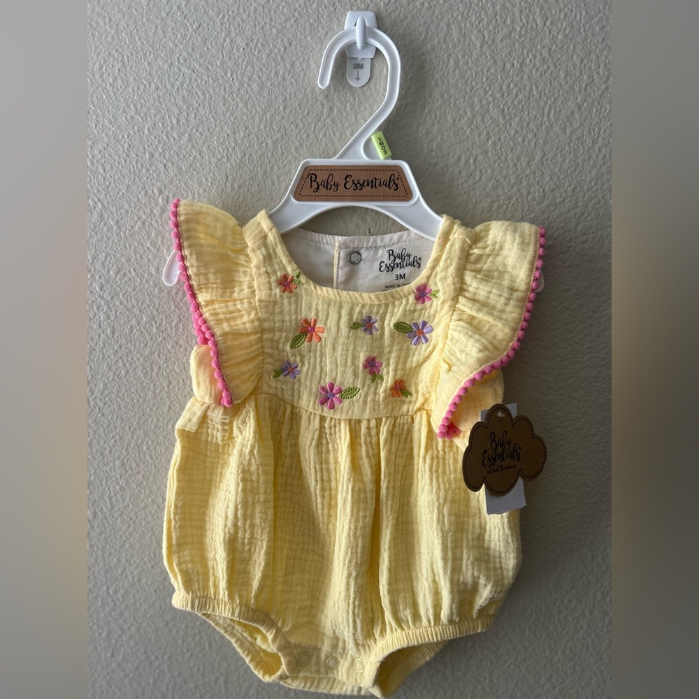 3 Month Girl Outfit🩷